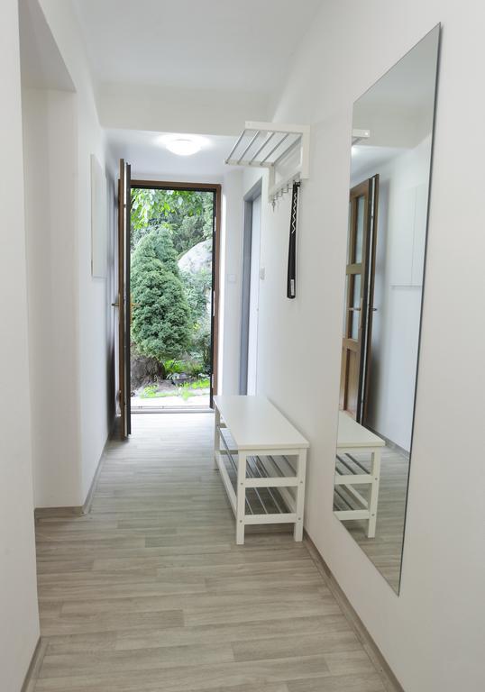 Apartman Pod Skalou V Ceskem Raji Besedice ภายนอก รูปภาพ