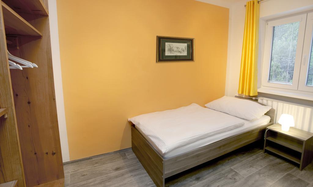 Apartman Pod Skalou V Ceskem Raji Besedice ภายนอก รูปภาพ